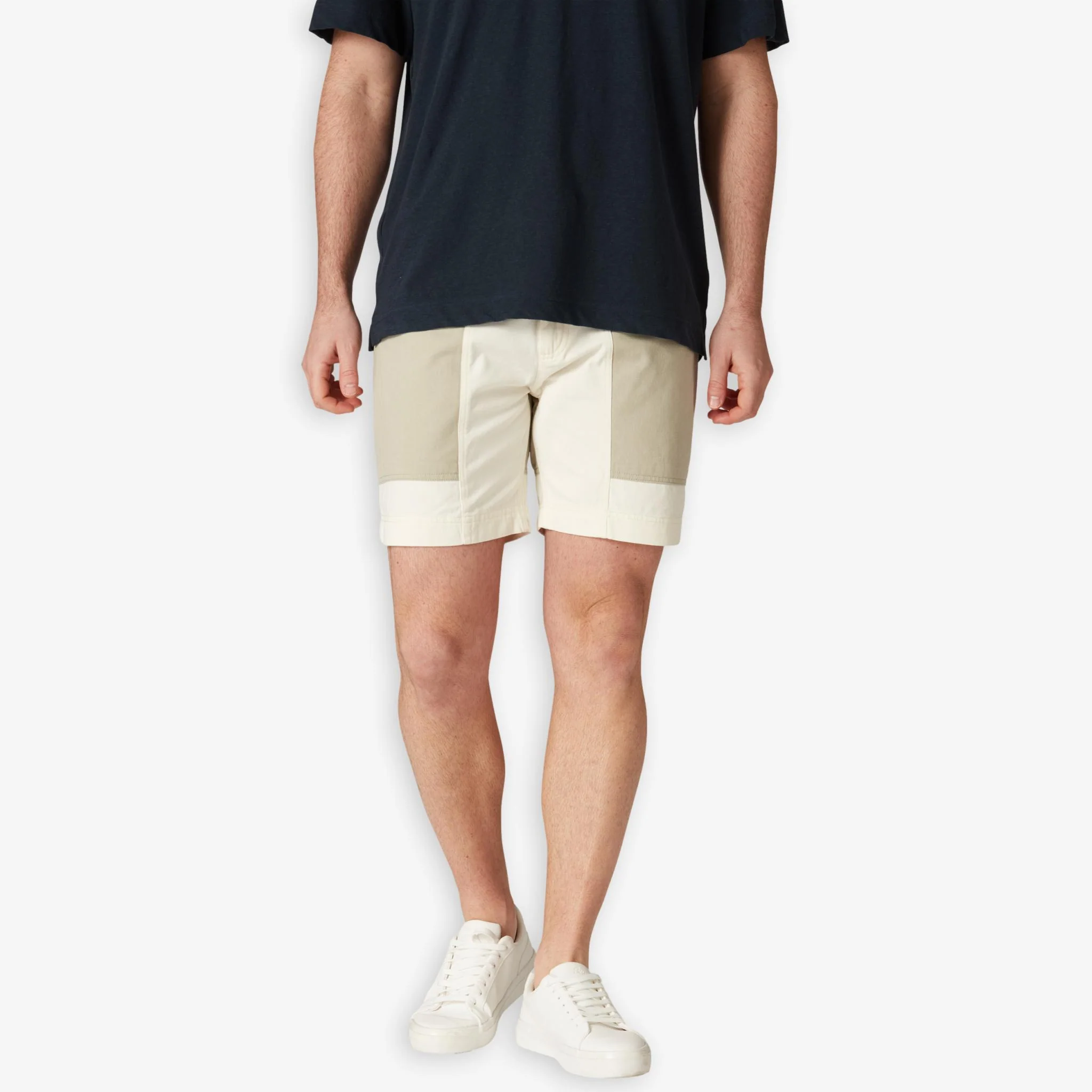 Breeze Blocked Shorts Offwhite - Image 2