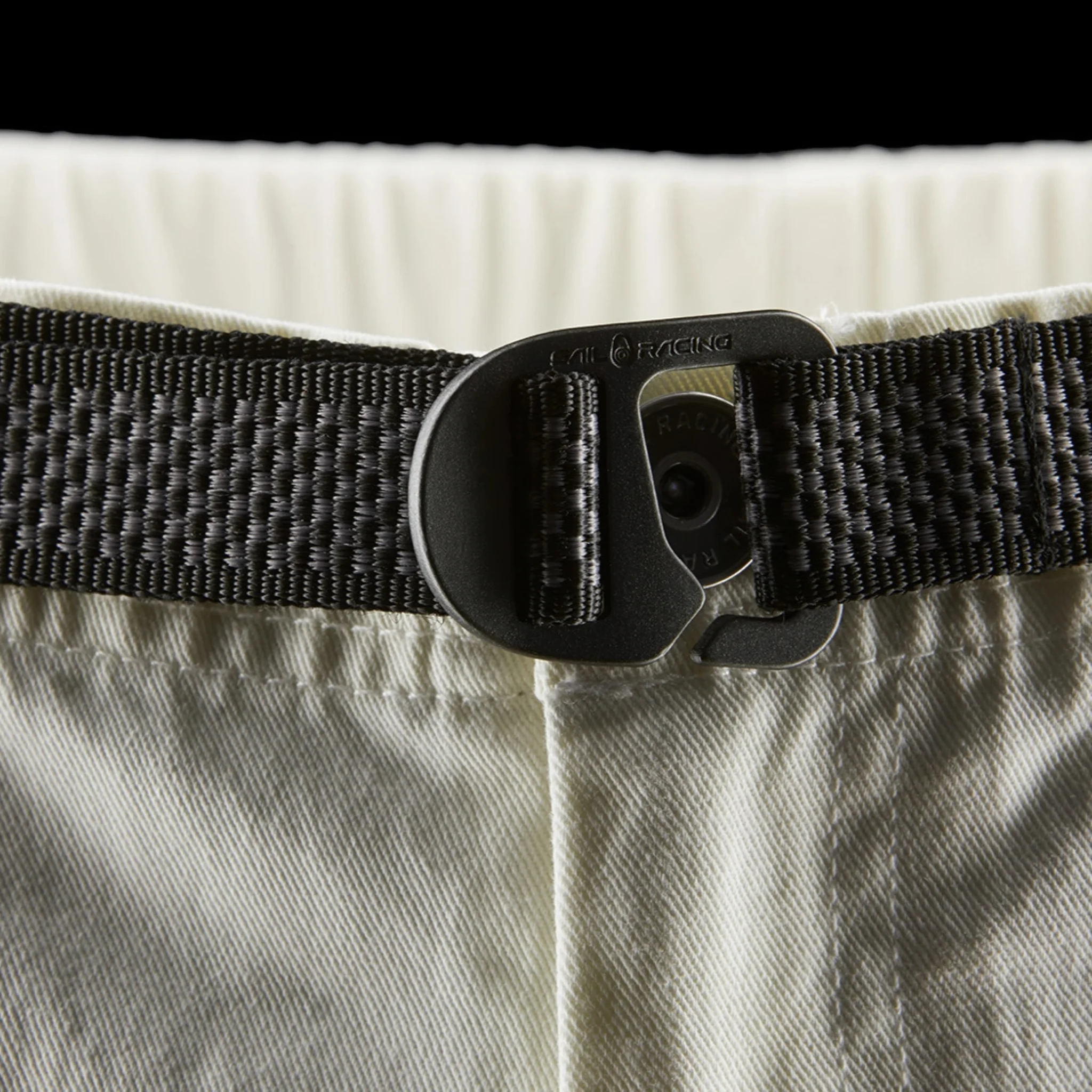 Breeze Blocked Shorts Offwhite - Image 6