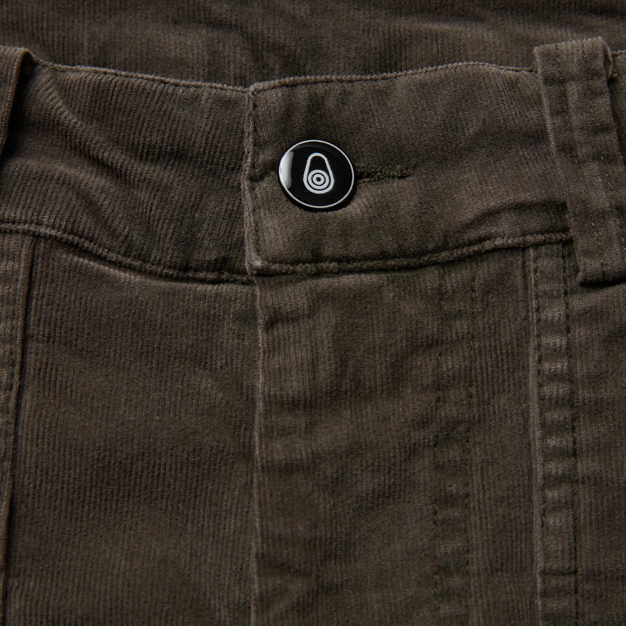 Grinder Corduroy Shorts Green - Image 4