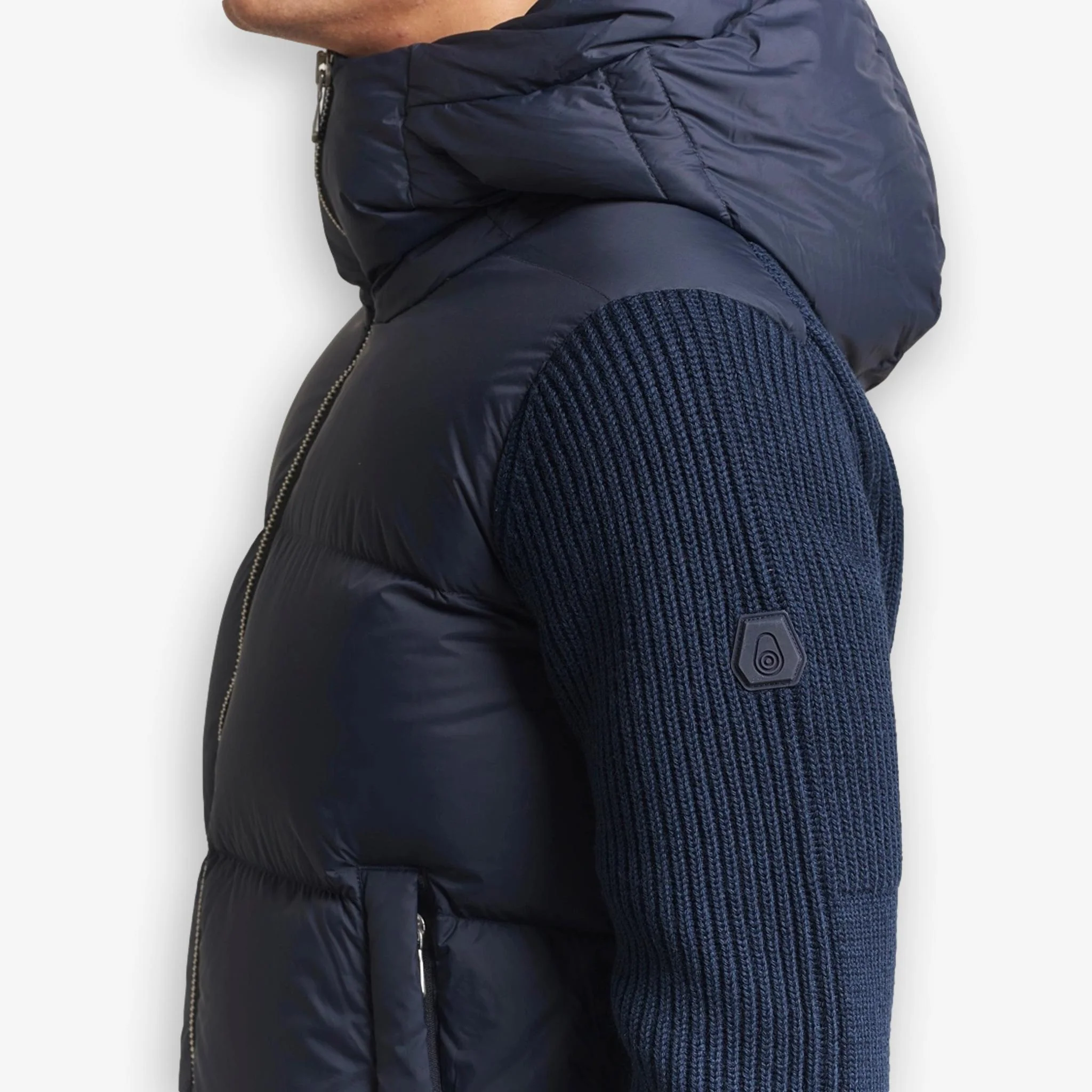 Ridge Knitted Hybrid Jacket Dark Navy - Image 4